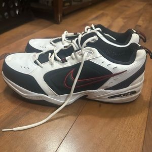 Size 15 Men’s Nike Tennis Shoes-Used